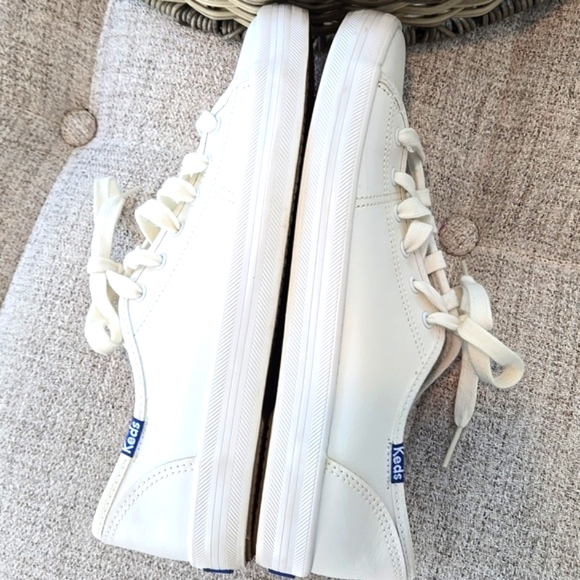 Keds Women's White Leather Sneakers - Picture 9 of 12